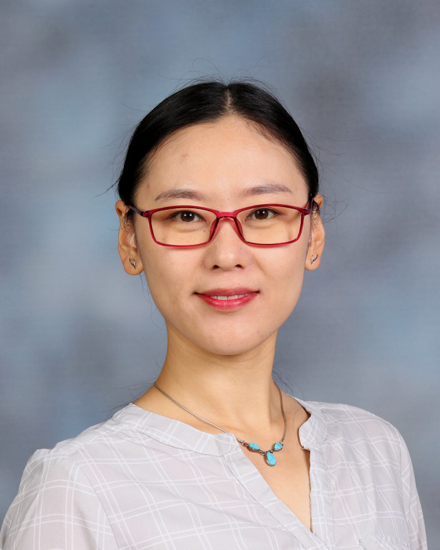 Na Bu : Fifth Grade Chinese Language Teacher