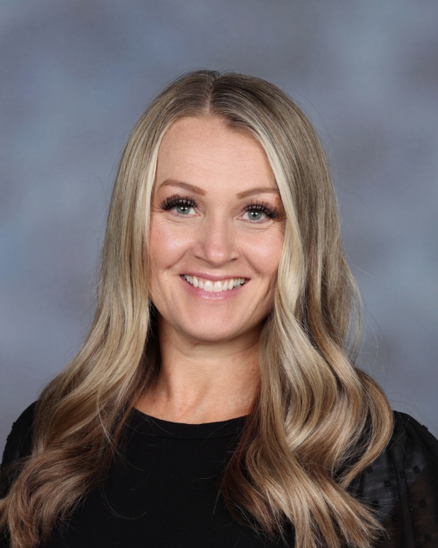 Lesley Sparks : Fifth Grade Teacher