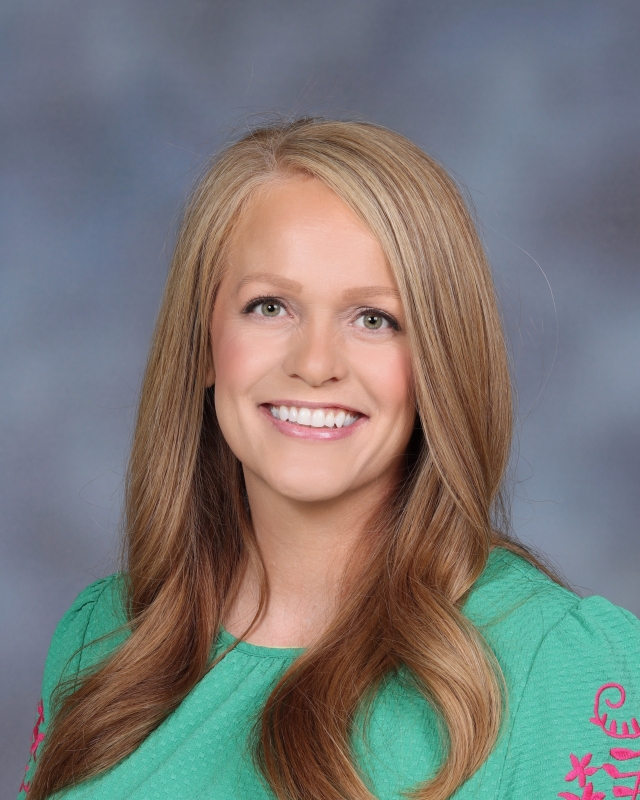 Tara Mogle : Principal