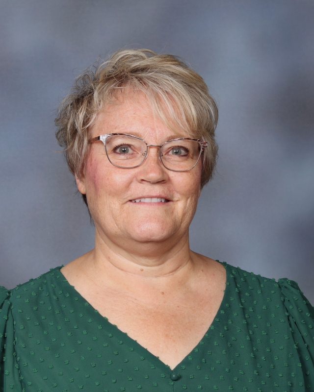 Rosie Hutchins : Fourth Grade Teacher