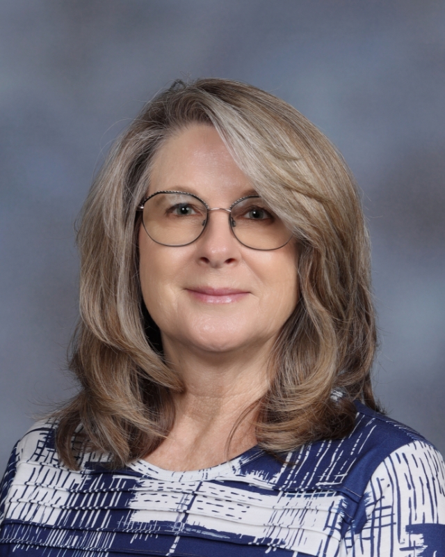 Susan Chalfant : Reading Para