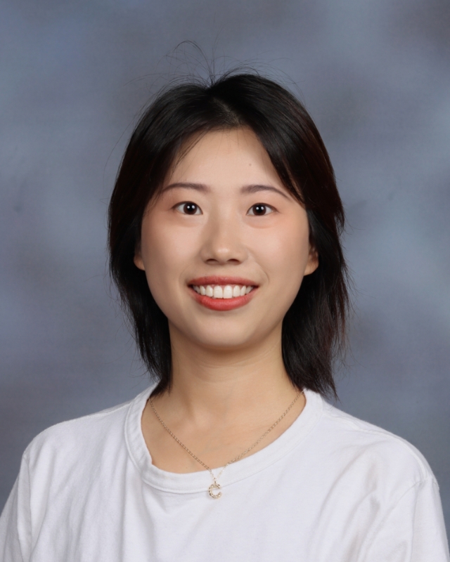 Carolyn Zheng : First Grade Teacher