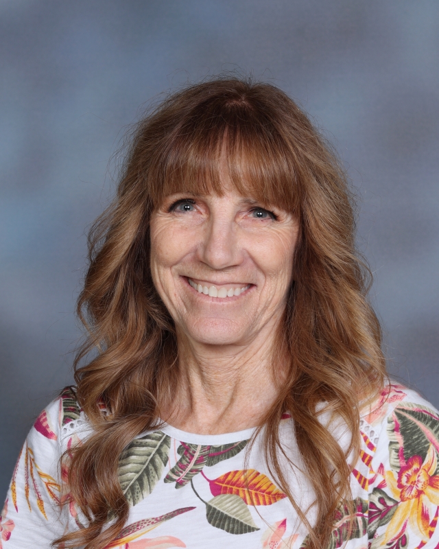 Linda Heikkila-Department Head : Choir Director