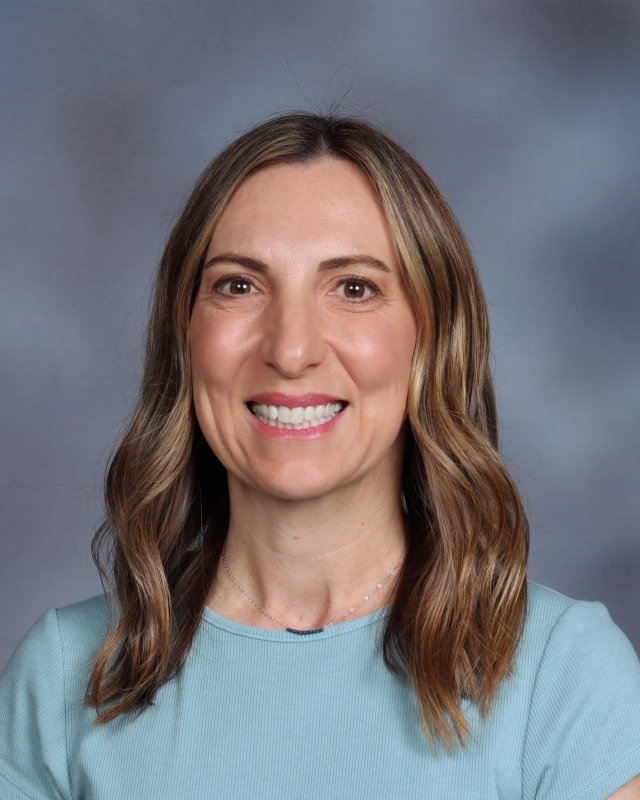 Robyn McKean : Counselor: M-R