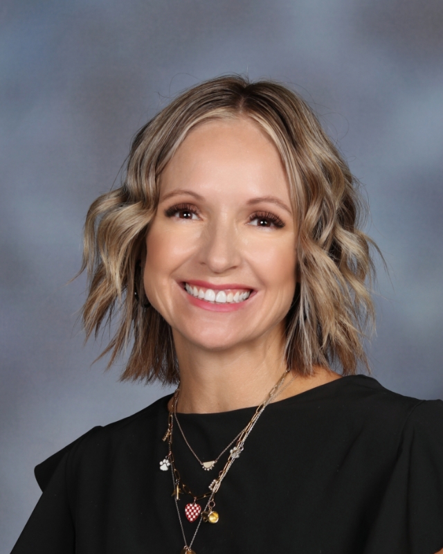 Becky Erickson : Media Assistant