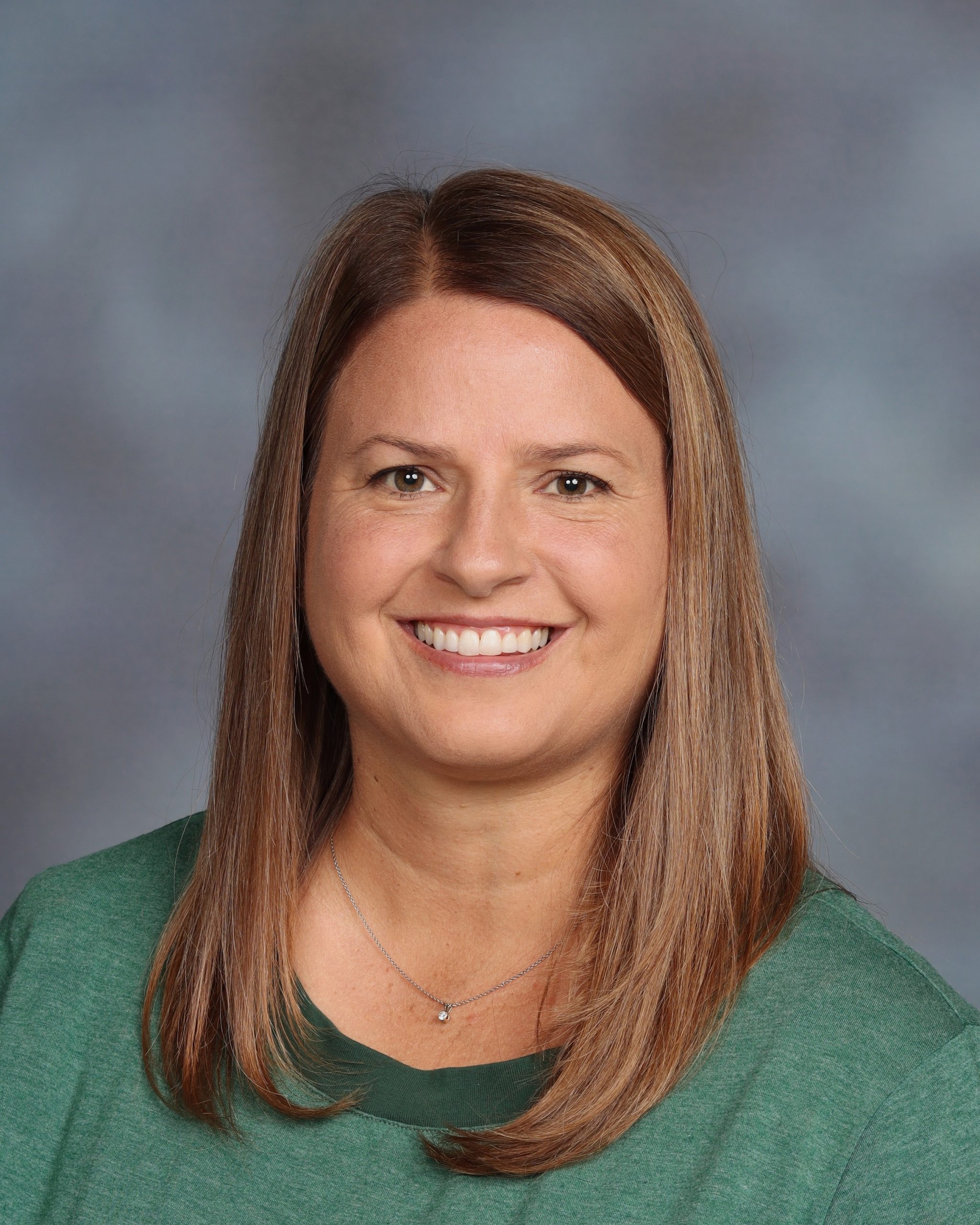 Jennifer Miller : Media Assistant