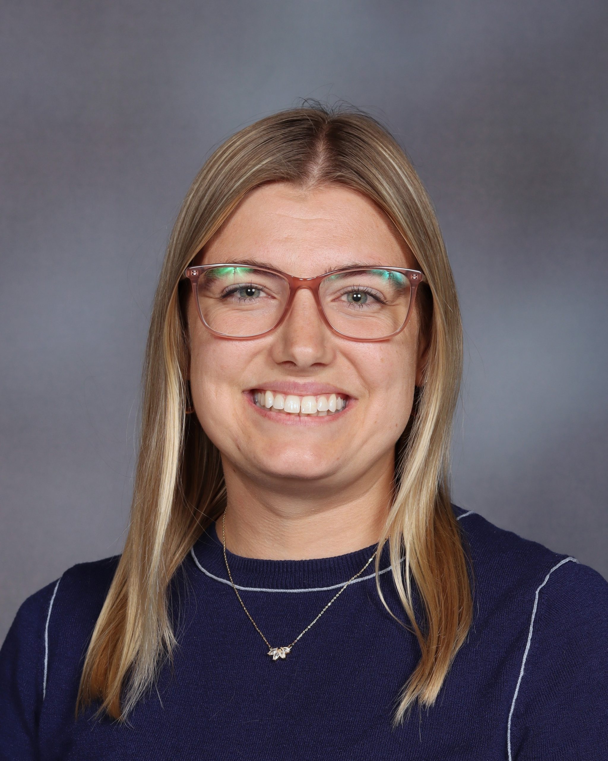 Stephanie Snow : Orchestra Director