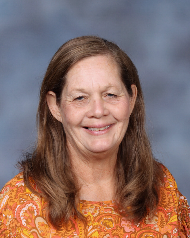 Paula Evans : Computer Lab Specialist