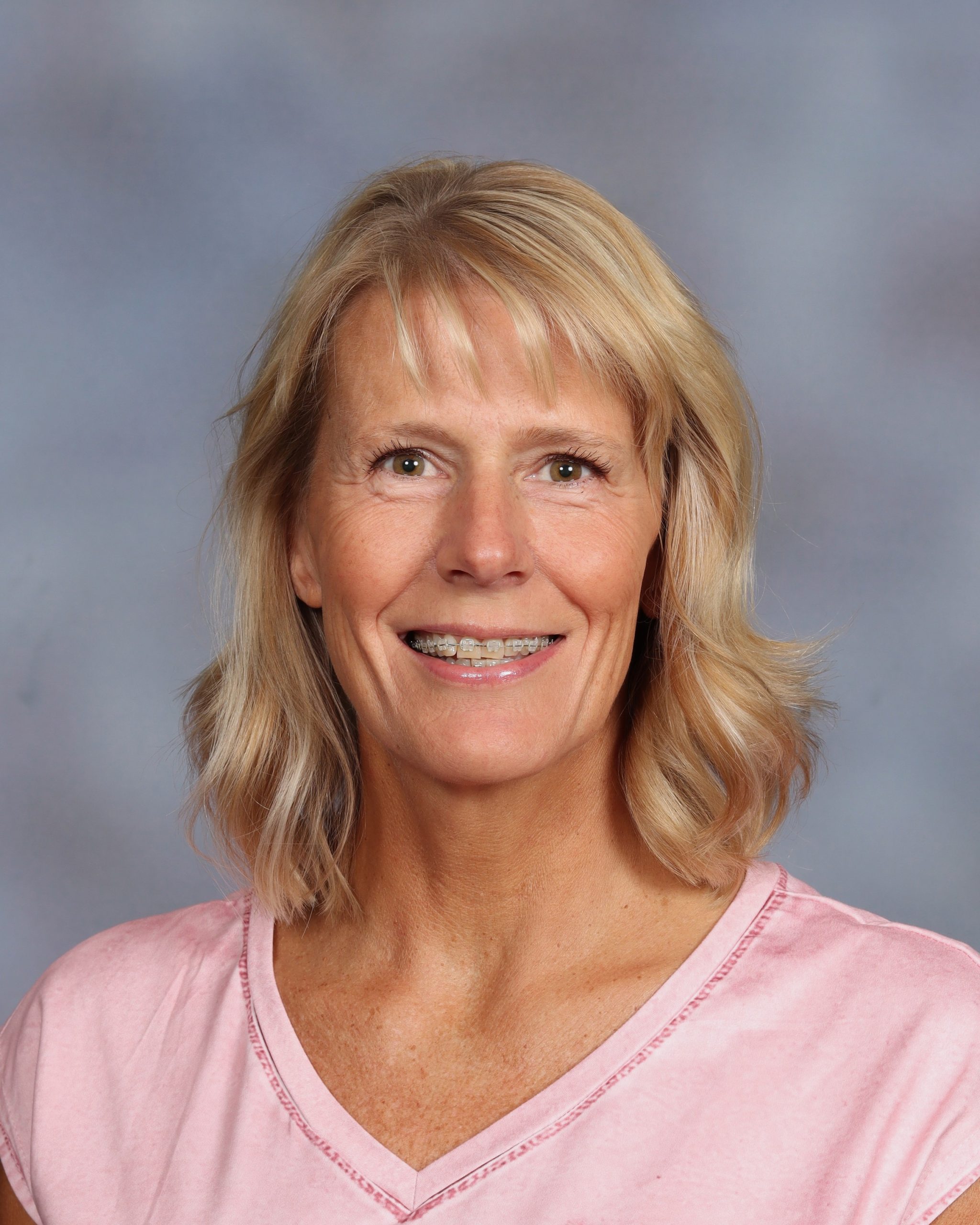Ann Olsen : Kitchen Staff