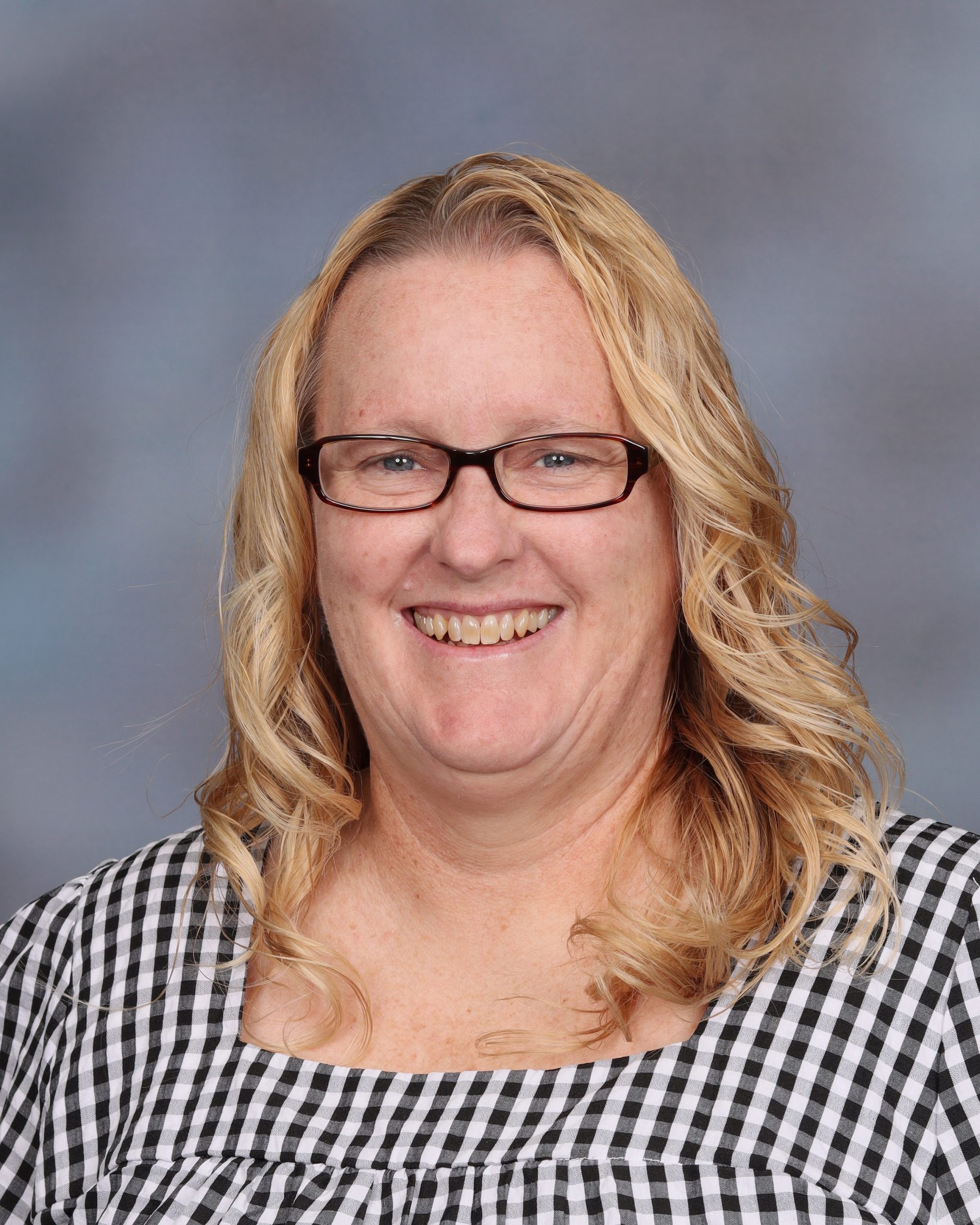 Michael Ann Spencer : Library Media Aide