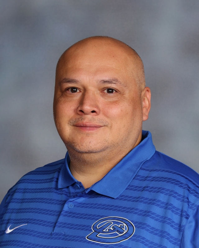 Manny Tovar : Counselor: (R - Z) - Spanish Speaking