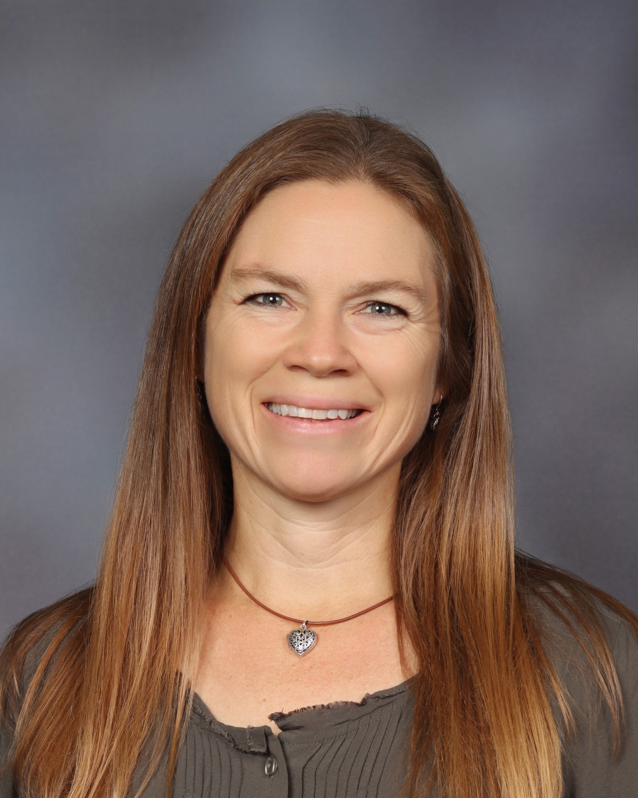 Kelly Favale : Science Teacher