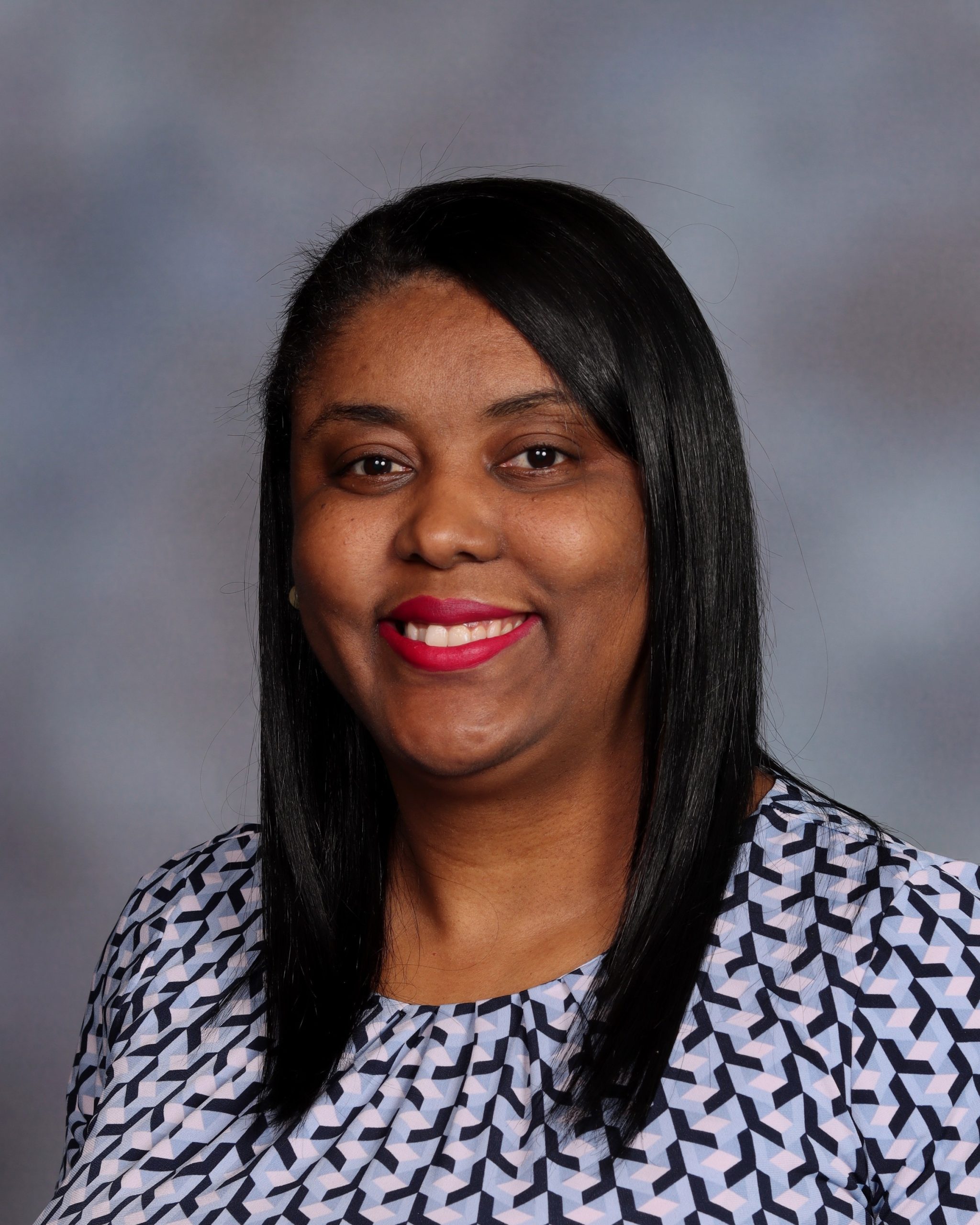 Thatiane Stewart : ESL teacher