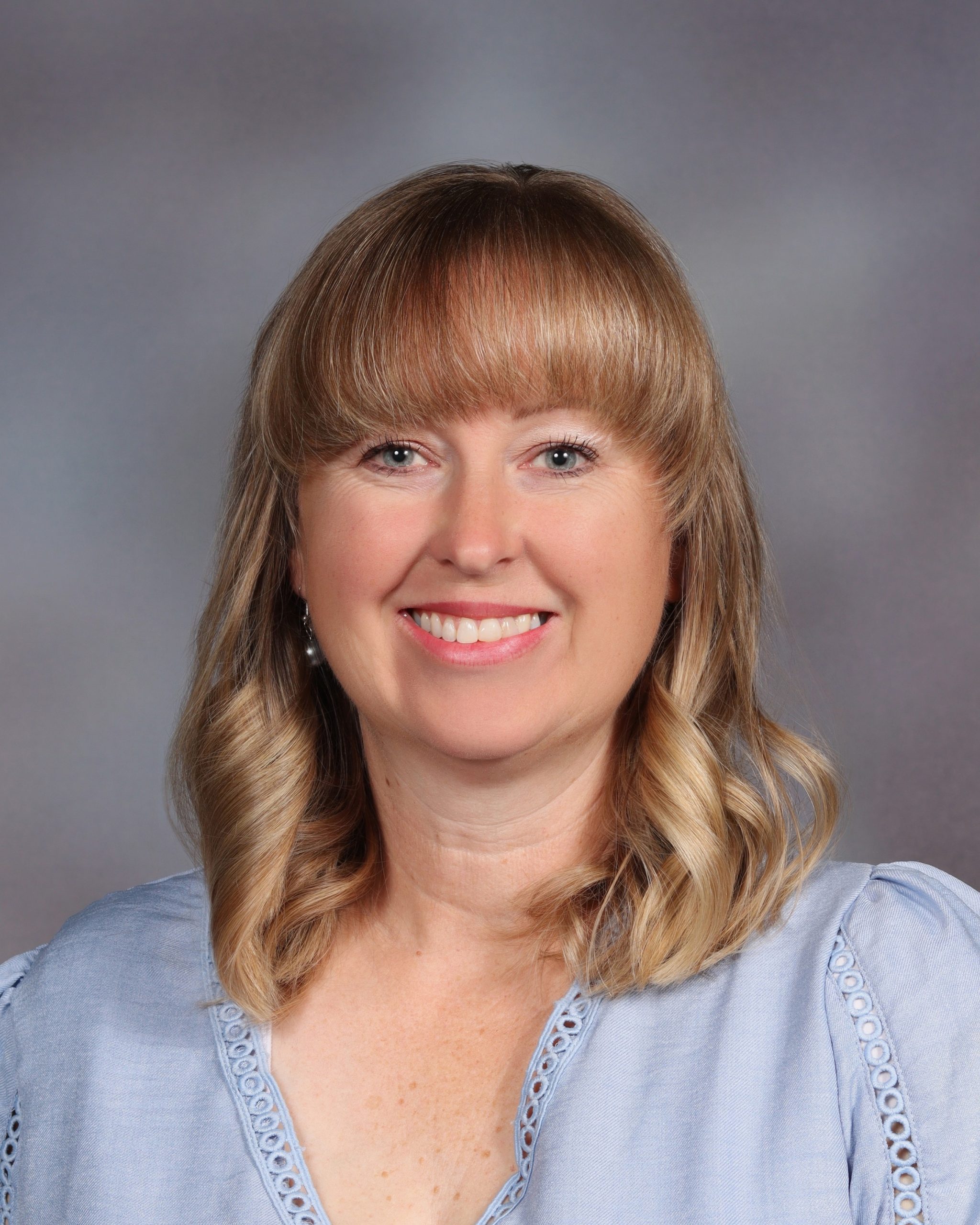 Gen Freebairn : Fifth Grade English Dual Immersion/ALP Teacher