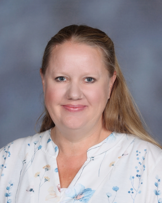 April Munt : First Grade English Dual Immersion/Har Teacher