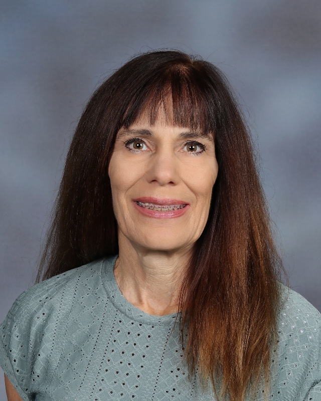 Marlene Cazier : Reading Paraprofessional