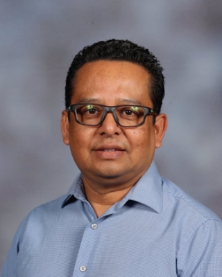 Felipe Navas-Barrera : Spanish Teacher