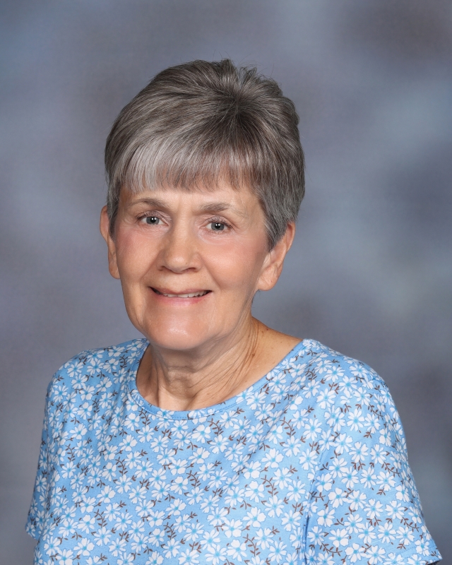 Bonnie Lillywhite : Kindergarten Paraprofessional