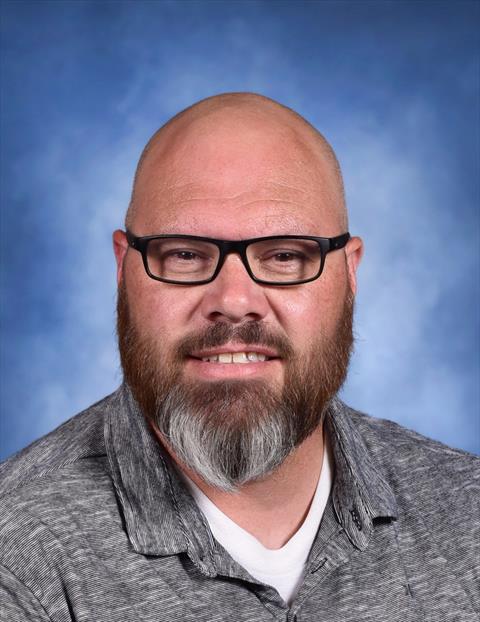 David Lowe : Head Custodian