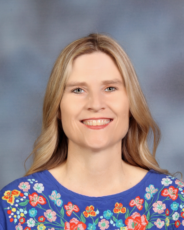 Christin Olson : Fifth Grade Teacher