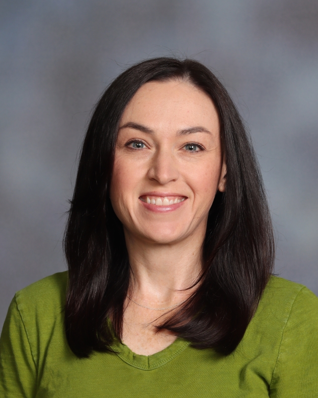 Beth Mathews : Pre-School Teacher