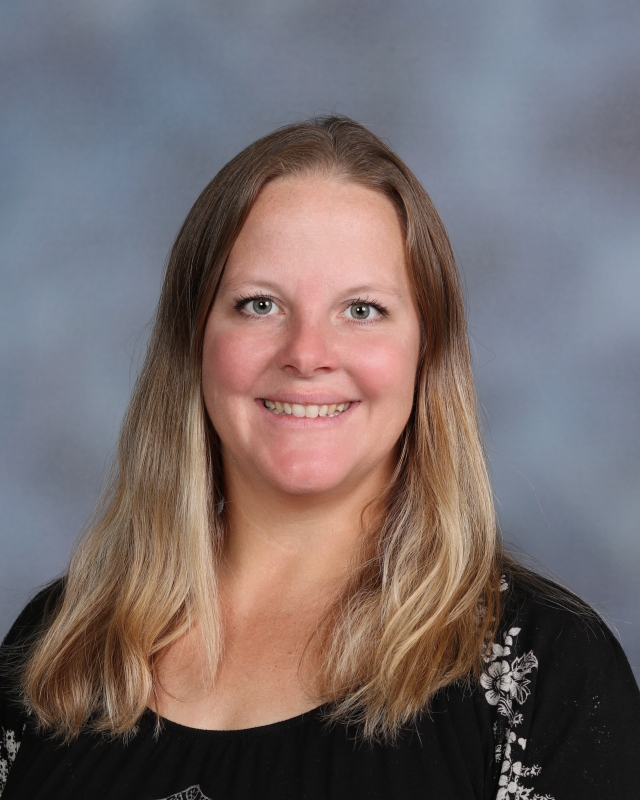 Amy Mejia Smith : Pre-School Paraprofessional