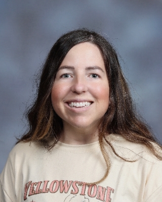 Lindsi Holt : Paraeducator