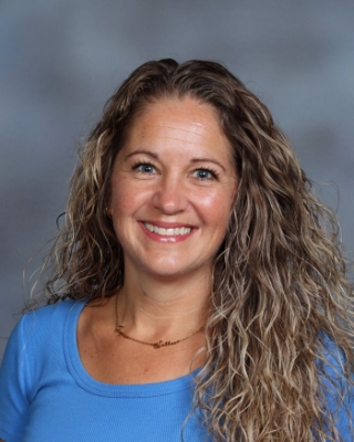 Kelsi McMullin : Administrative Assistant