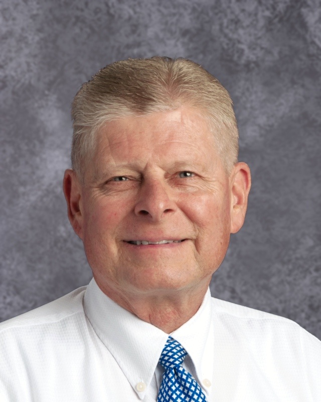 Steve Gustaveson : Principal