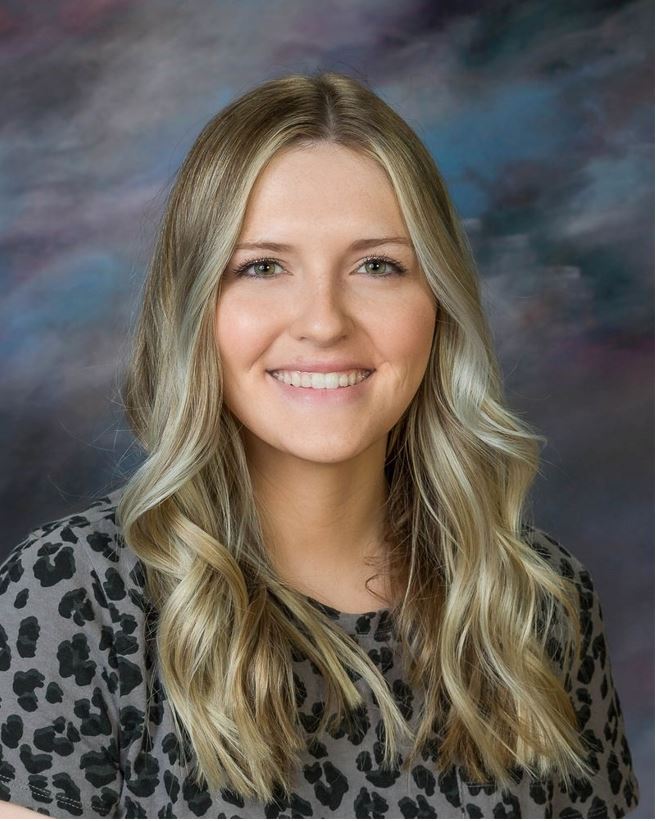 Kasia Serage : Paraprofessional
