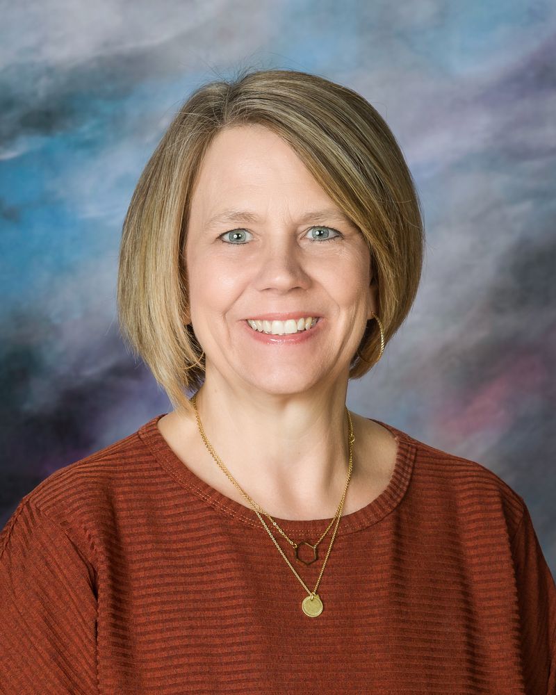 Jennifer Leavitt : Principal