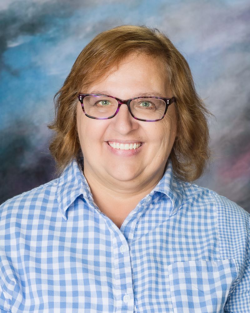 Julie Barnett : Fourth Grade Teacher