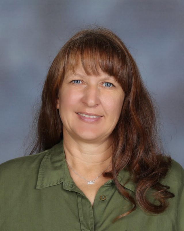 Darcey Hall : Teacher: Kindergarten & 1st Grade