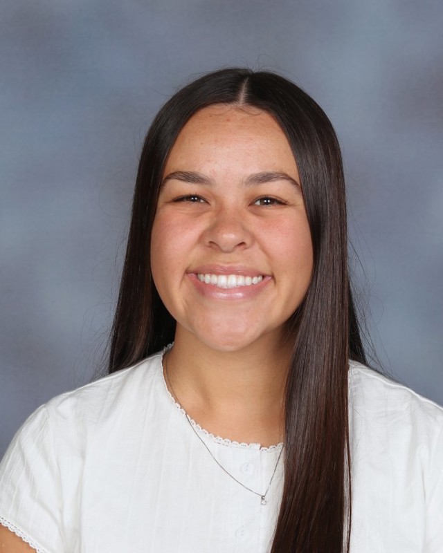 Lilia Guzman : ELL Paraprofessional