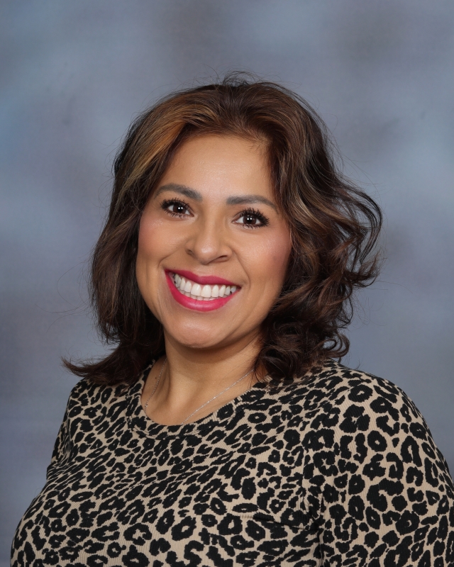 Yolanda Guillen : Lifeskills Para