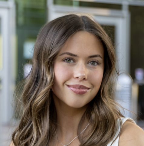 Sophia Veater : ESL Paraprofessional
