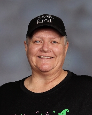 Mary Jo Ford : Kitchen Manager