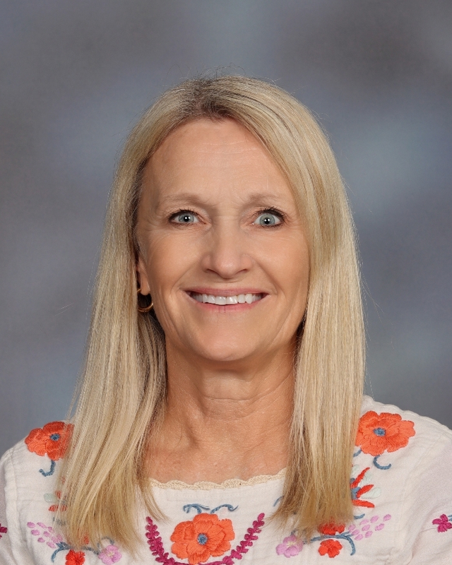 Kristina Puriri : ESL Paraprofessional