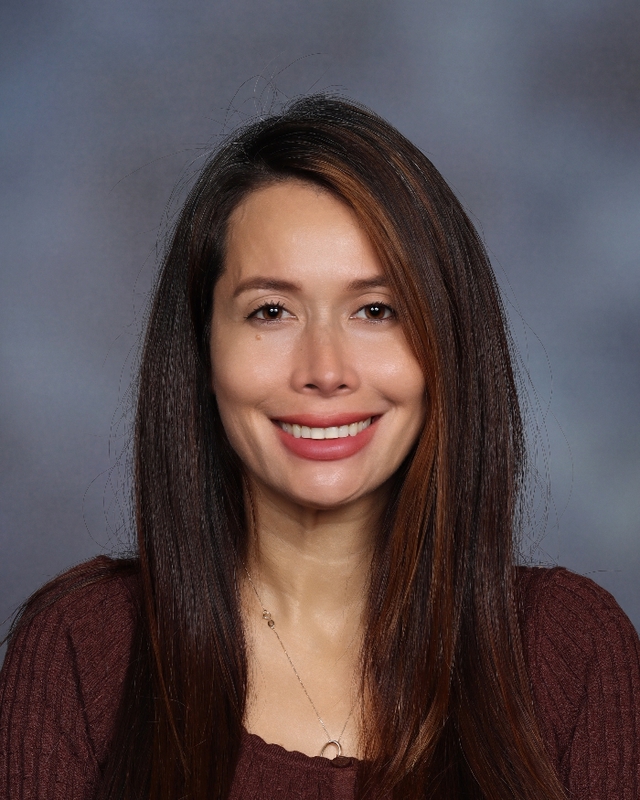 Luz Rios : ESL Paraprofessional