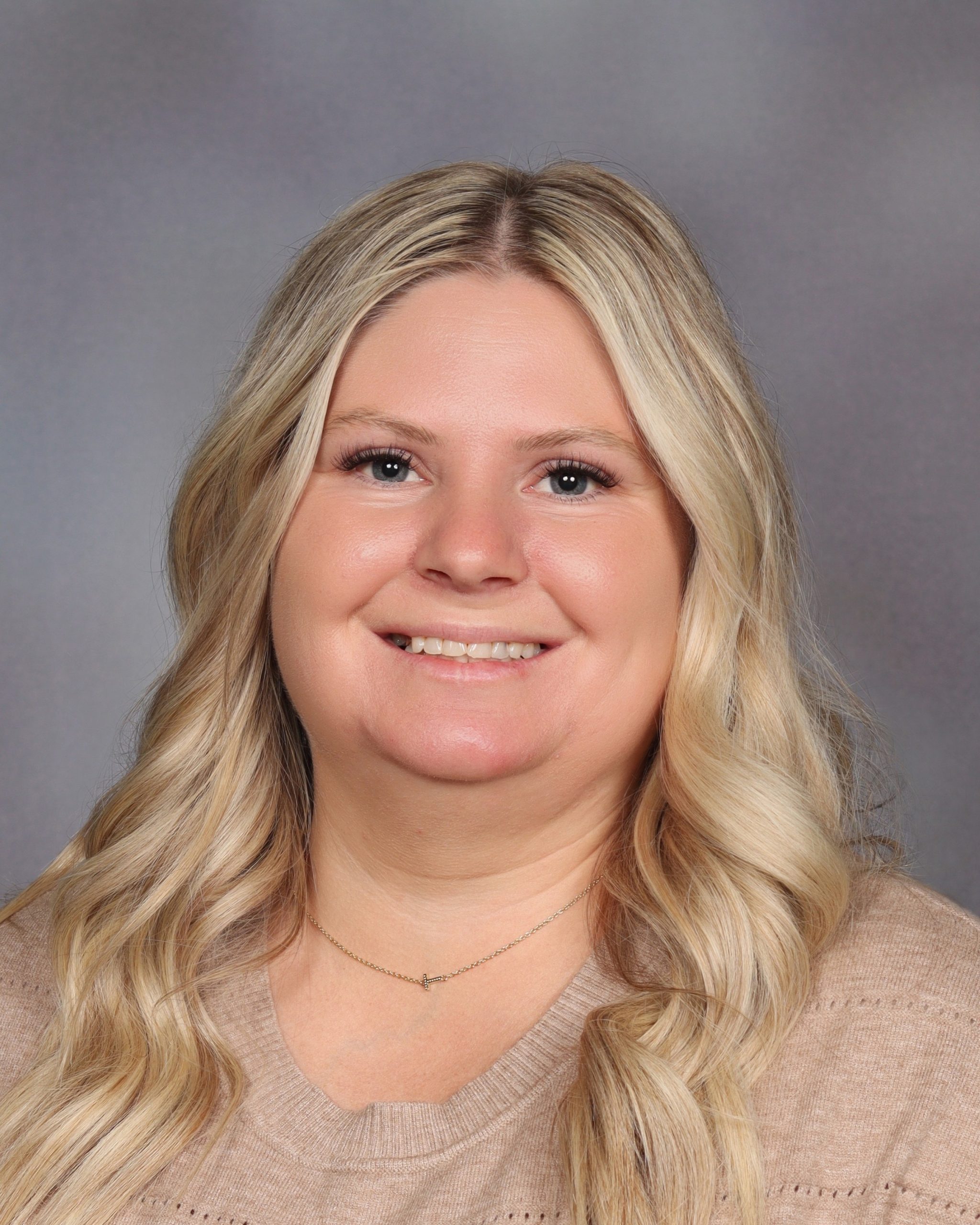 Brittnay Chadburn : Reading Paraprofessional
