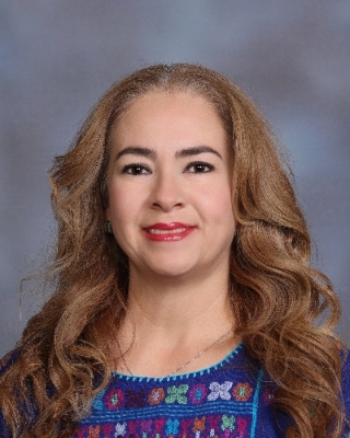 Diana Fabian : Third Grade Spanish Dual Teacher