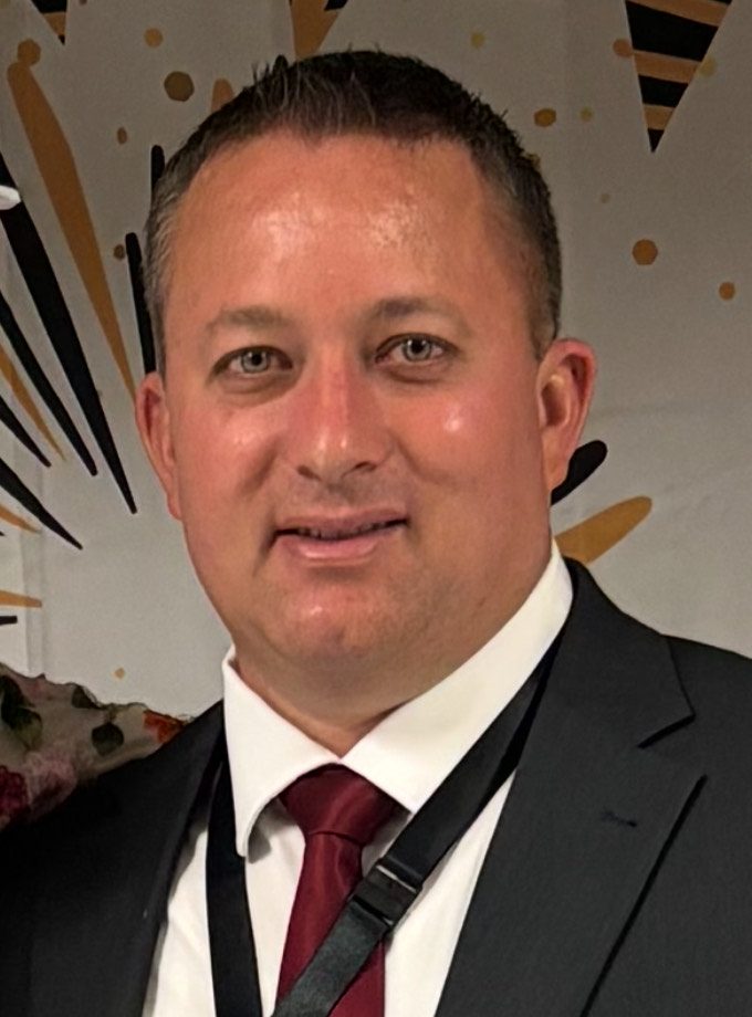 Daniel Neighbor : Counselor