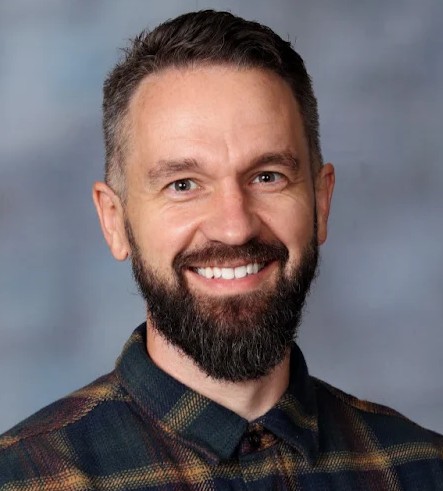 Clayton Tuttle : Assistant Principal
