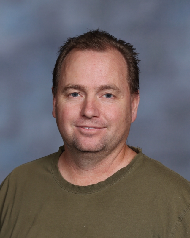 Brian Robinson : Lead Custodian