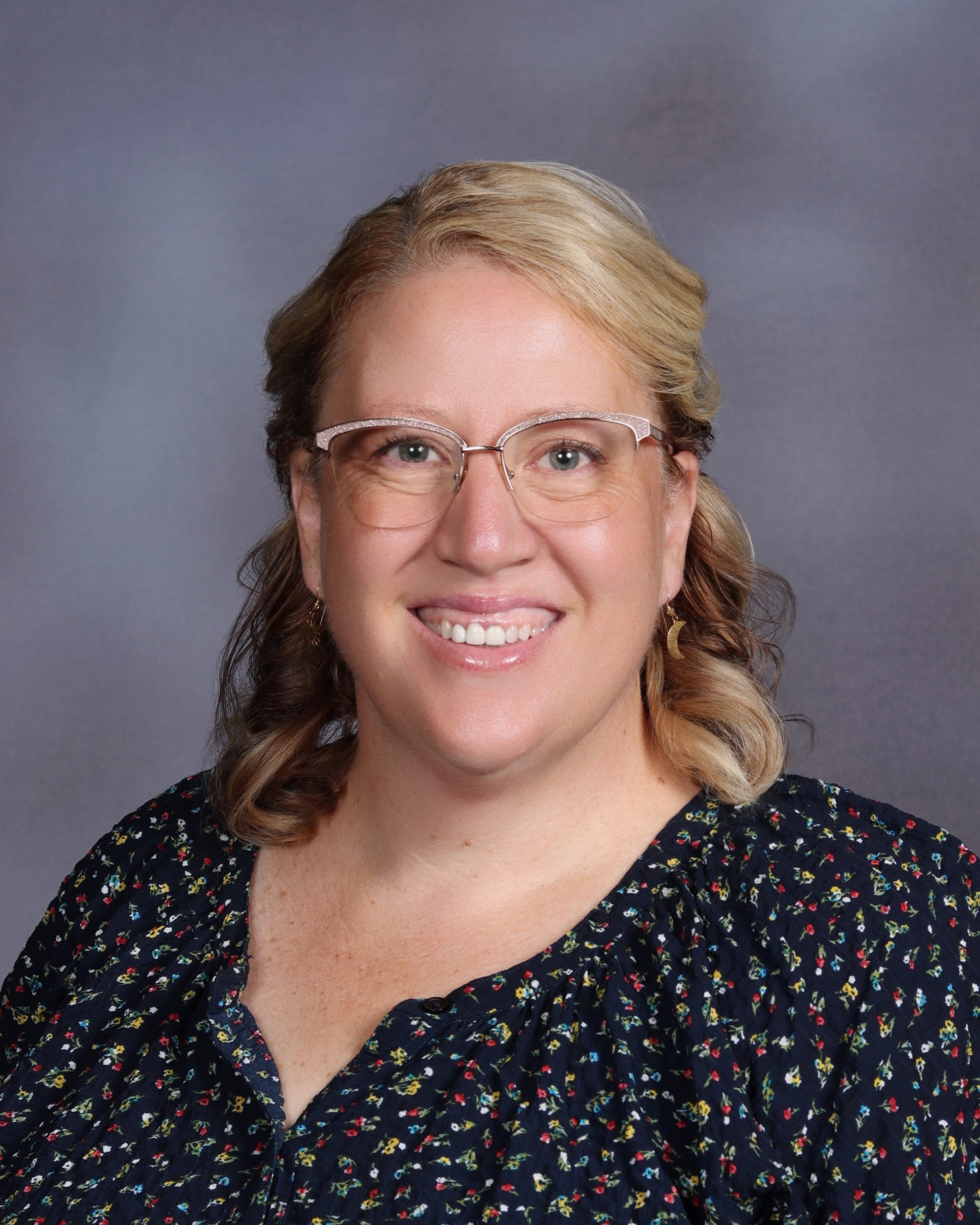 Sunny Robinson : Language Arts 6