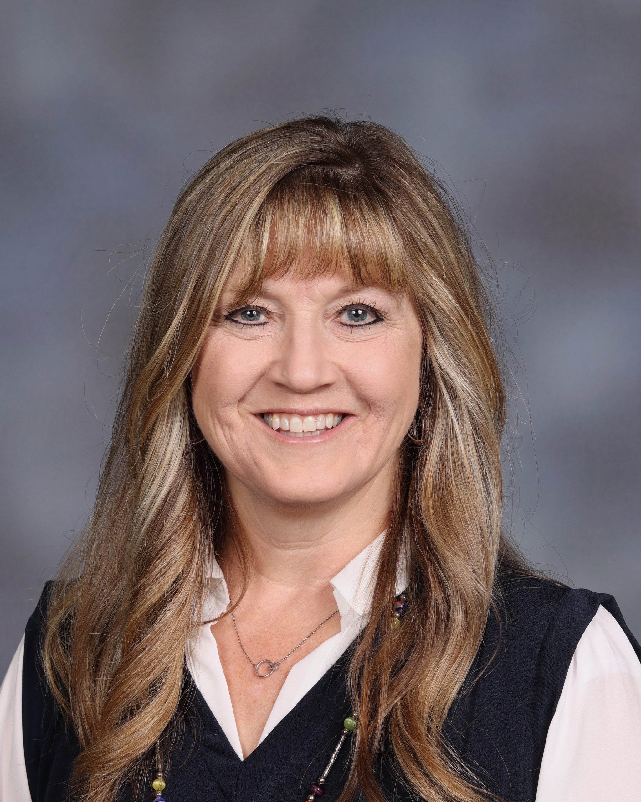 Cari Nance : Finance Secretary