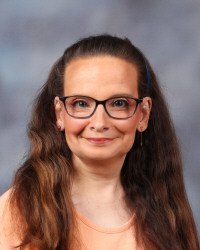 Kimberly Stout : Media Assistant