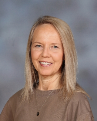 Stephanie Olmstead : ESL Instructional Specialist